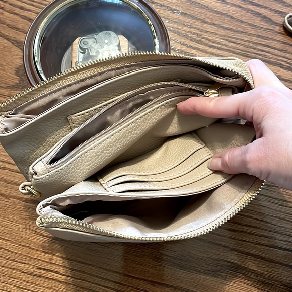 Wallet - Picture 5 of 8